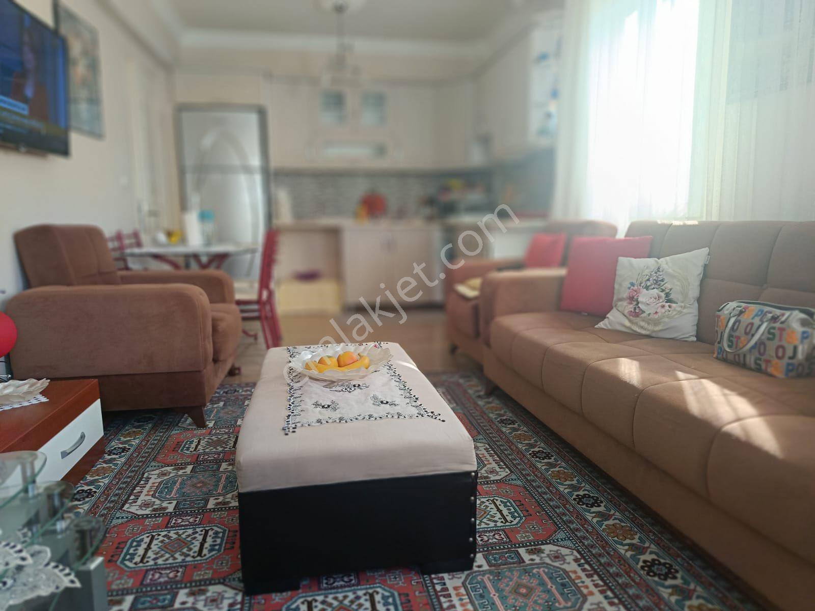 Seferihisar Ürkmez Merkez'de Satılık 2+1 80m2 Daire - Görsel 8