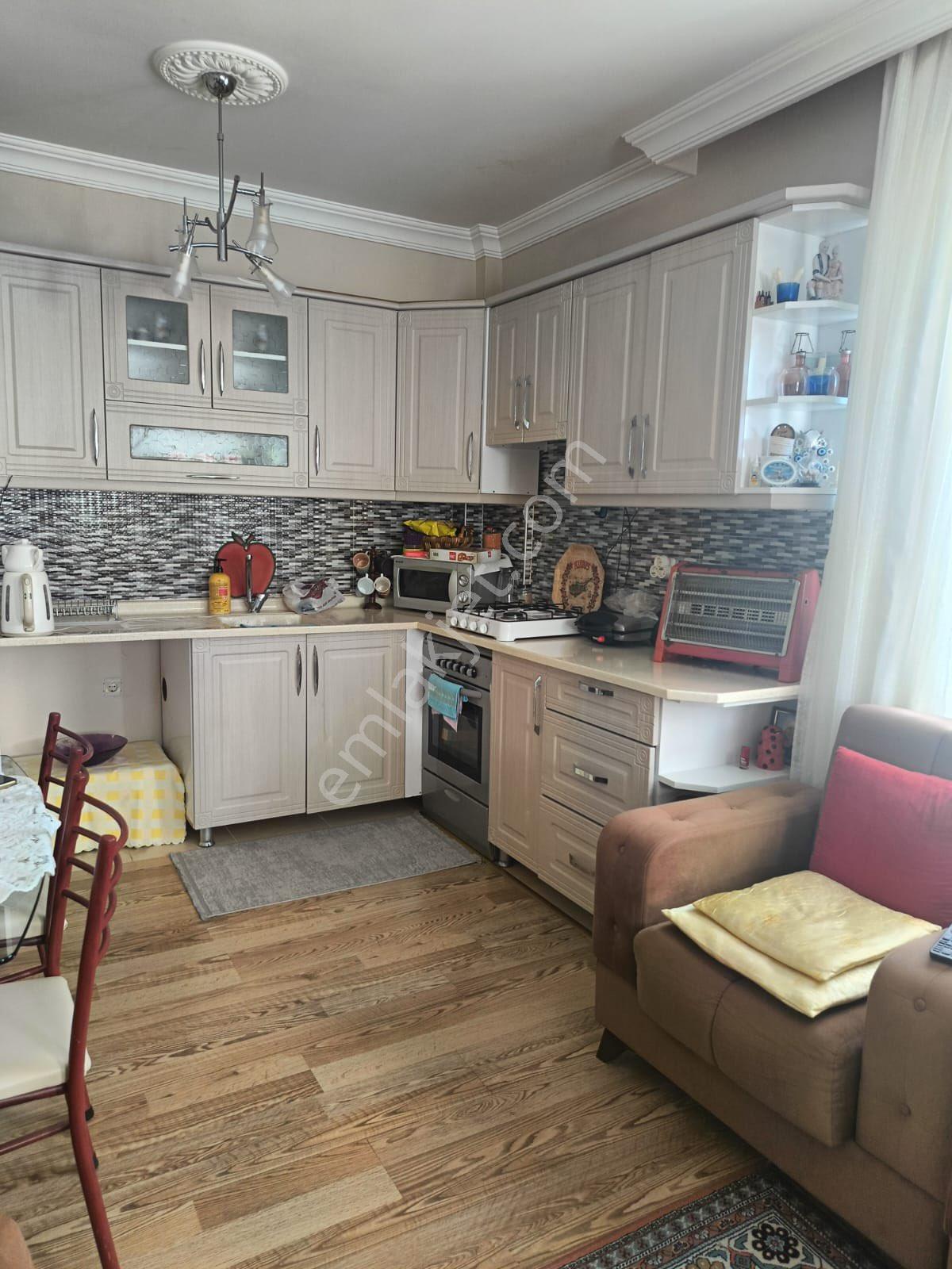 Seferihisar Ürkmez Merkez'de Satılık 2+1 80m2 Daire - Görsel 6