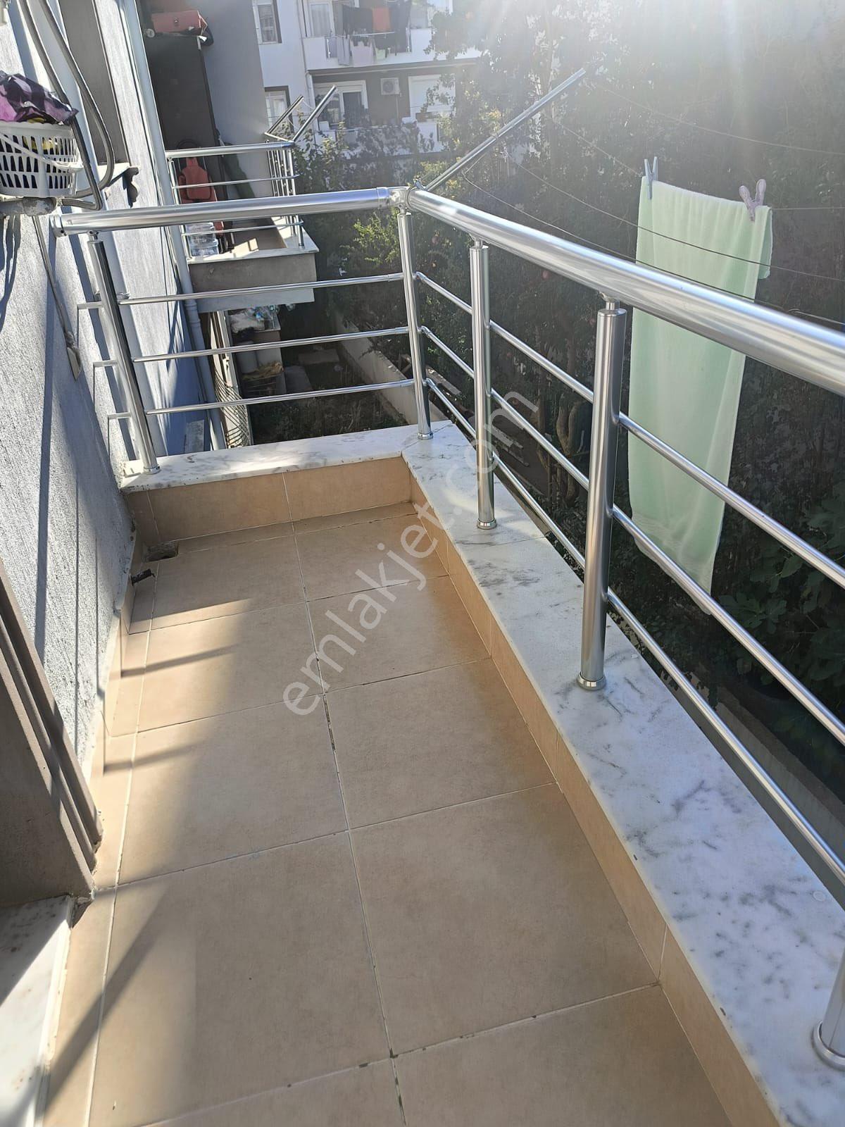 Seferihisar Ürkmez Merkez'de Satılık 2+1 80m2 Daire - Görsel 14