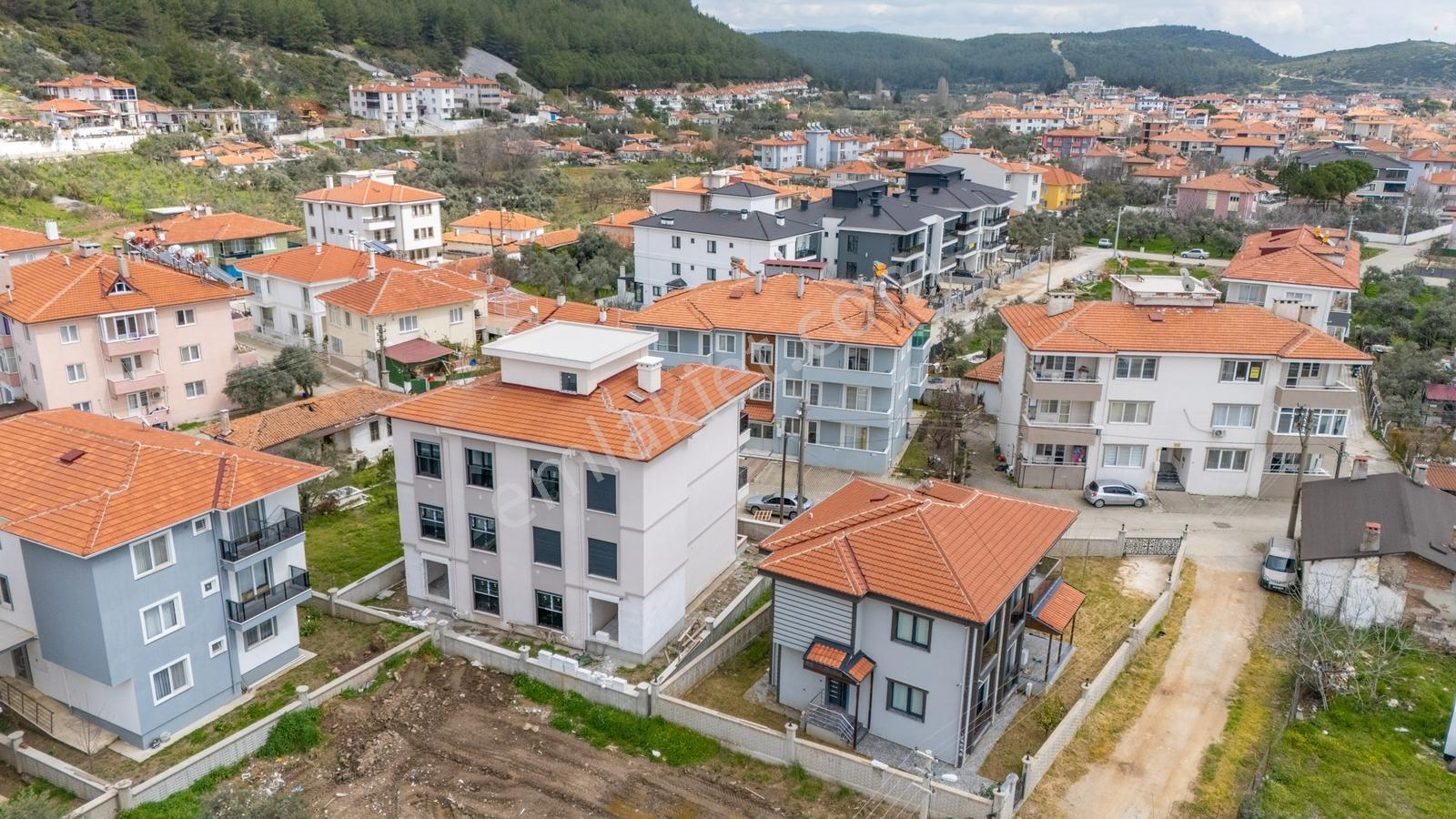 Cb Marina'dan Ula Köprübaşı Mahallesinde Kiralık 2+1 Daire - Görsel 9