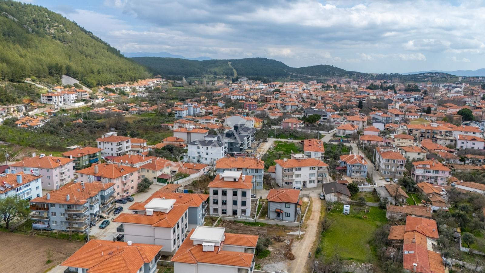 Cb Marina'dan Ula Köprübaşı Mahallesinde Kiralık 2+1 Daire - Görsel 17