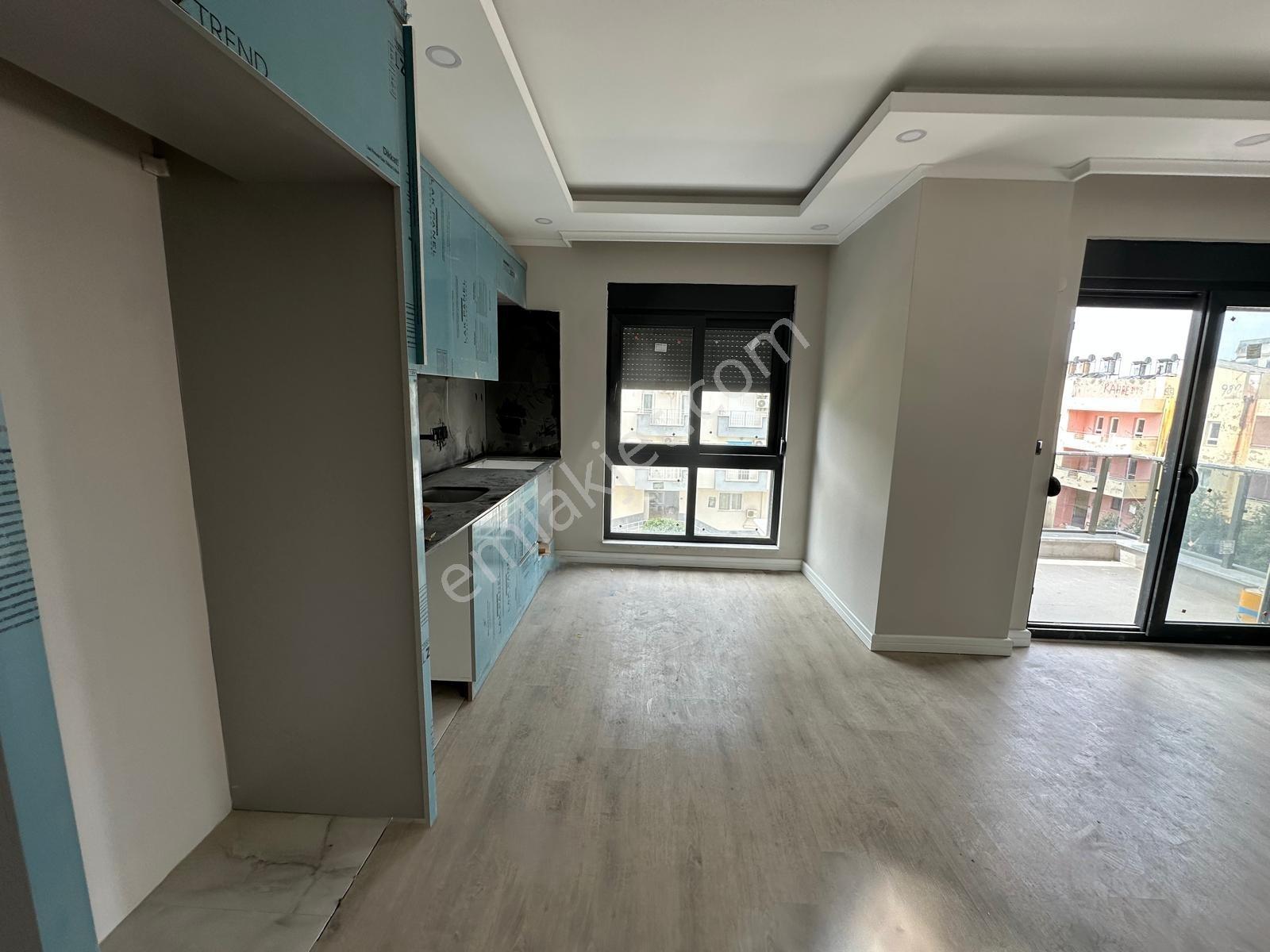 Batı Cephe Havuz Manzaralı 2+1 Daıre - Görsel 12