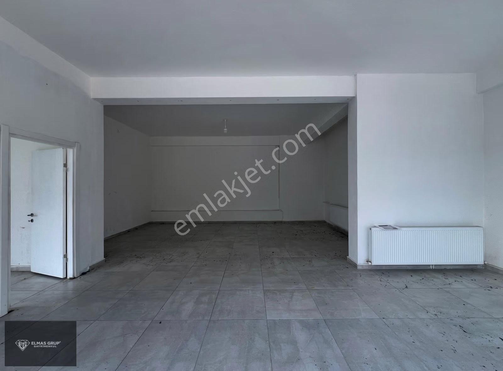 Sapanca Camiceditte Cadde Üzeri Vitrinli Satılık Dükkan - Görsel 5