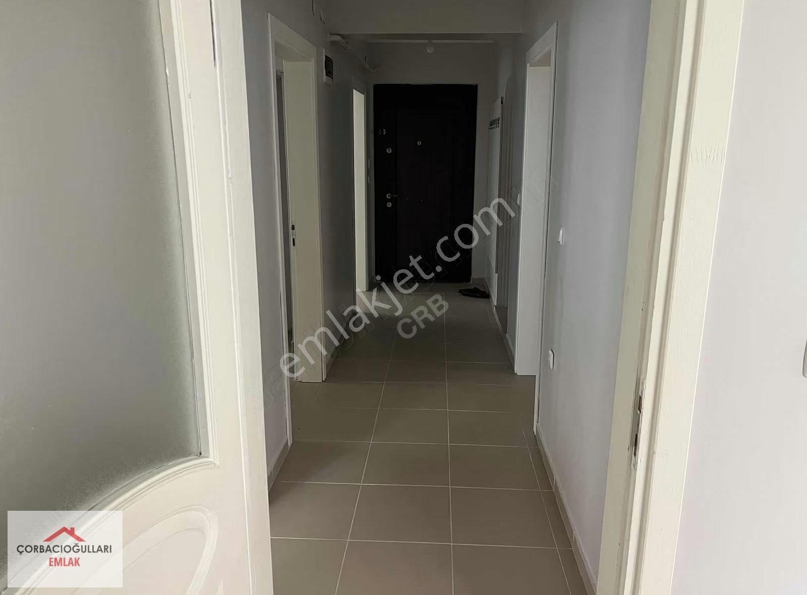 Adliye Ve Hastaneye Yakın 3+1 Masrafsız Daire - Görsel 13