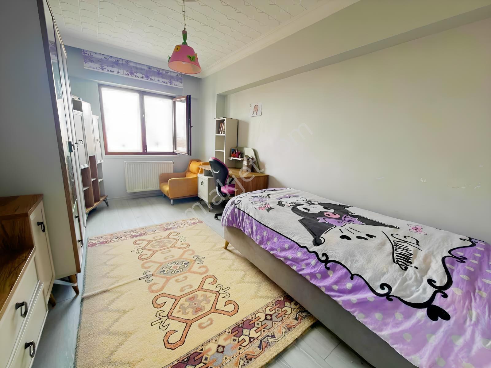 12.cadde Üzeri Merkezi Konum'da Çok Geniş Lüks 4+1 Daire! - Görsel 27