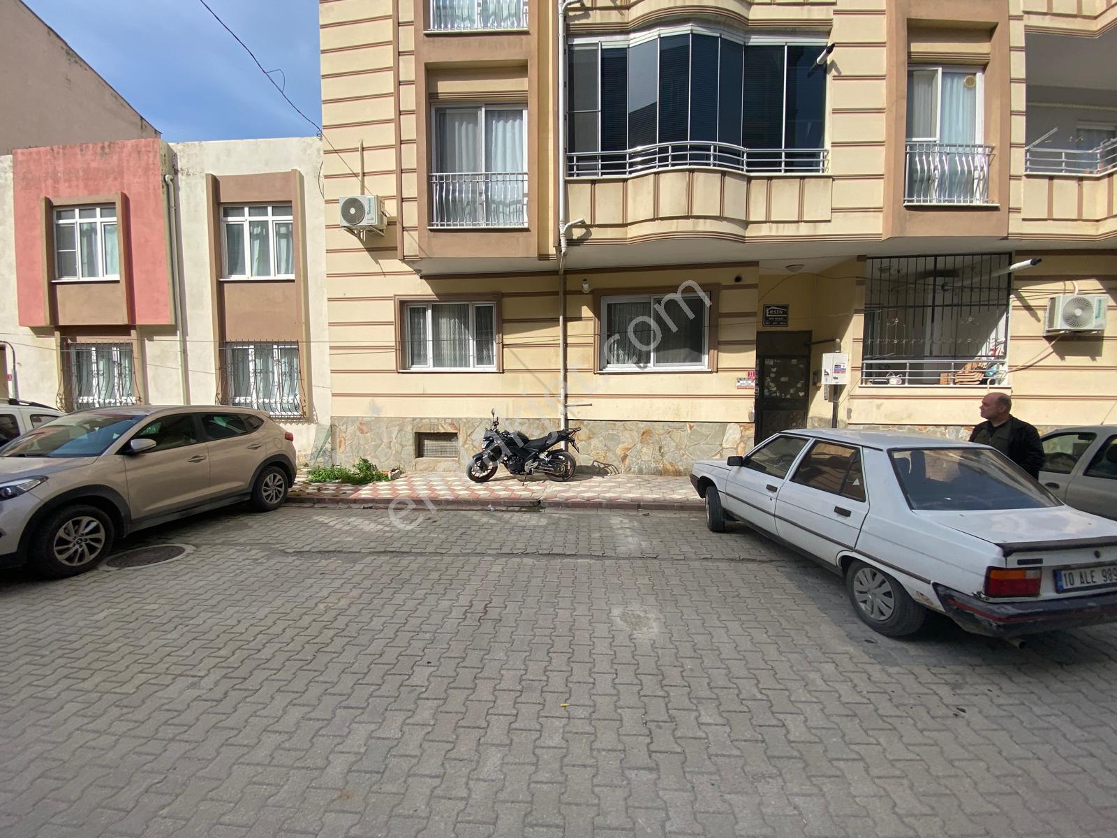 Balıkesir Edremit Cumhuriyet Mah. 2+1 Yüksek Giriş Satılık - Görsel 13