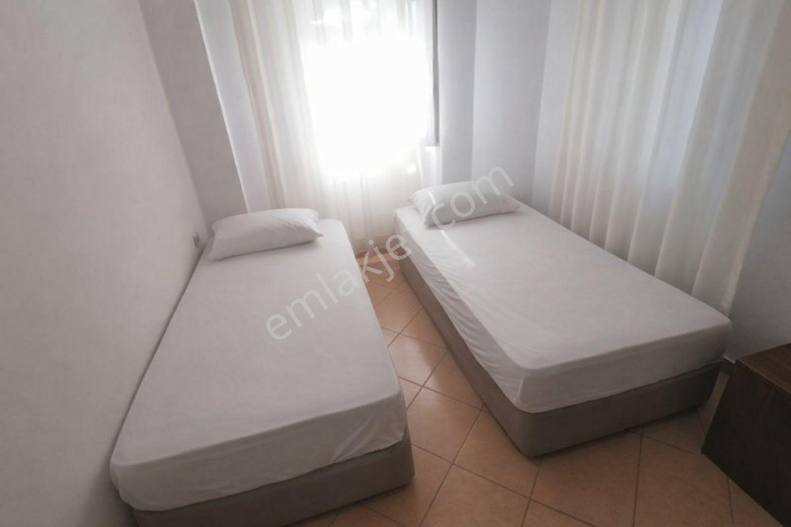 Kiralık Müstakil 3+1 Dubleks Daire Denize 250 Mt Plajı Var - Görsel 14