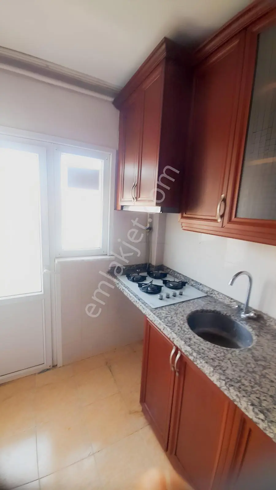İçerenköy'de 3+1 Kiralık Daire - Görsel 4