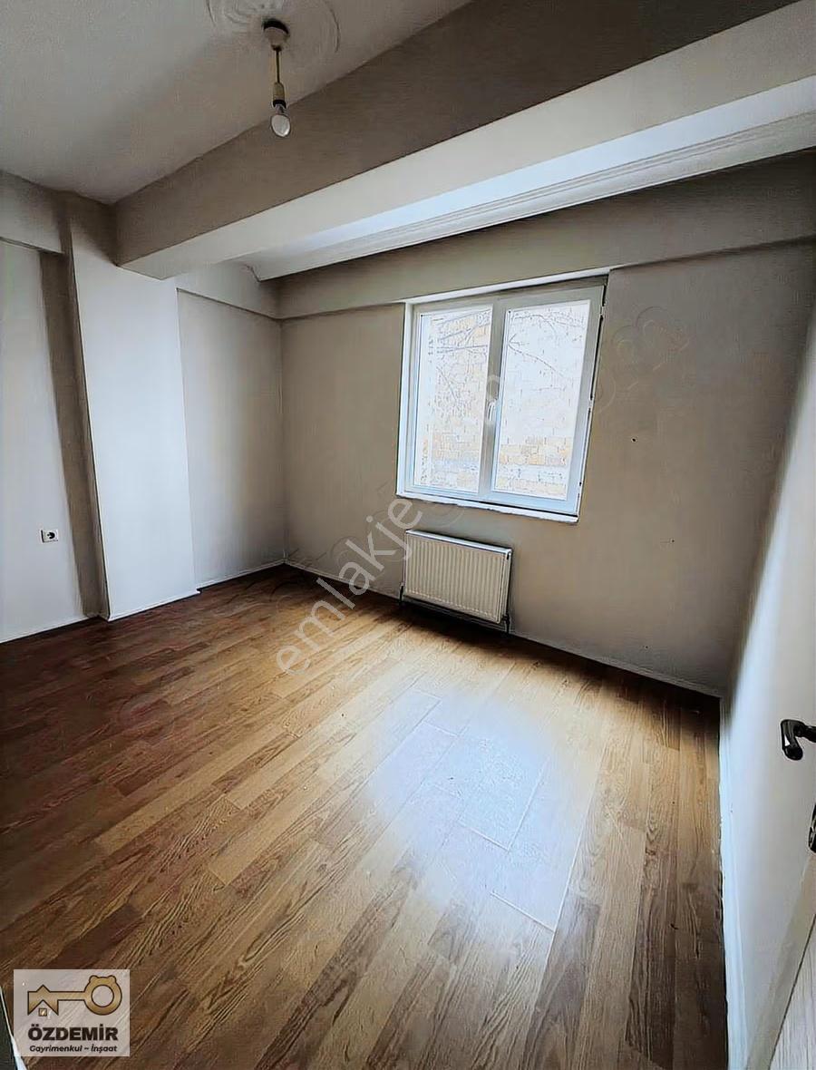 Özdemir'den Şirintepe Mah Alınca Cad Yakını Kiralık 1+1 - Görsel 10