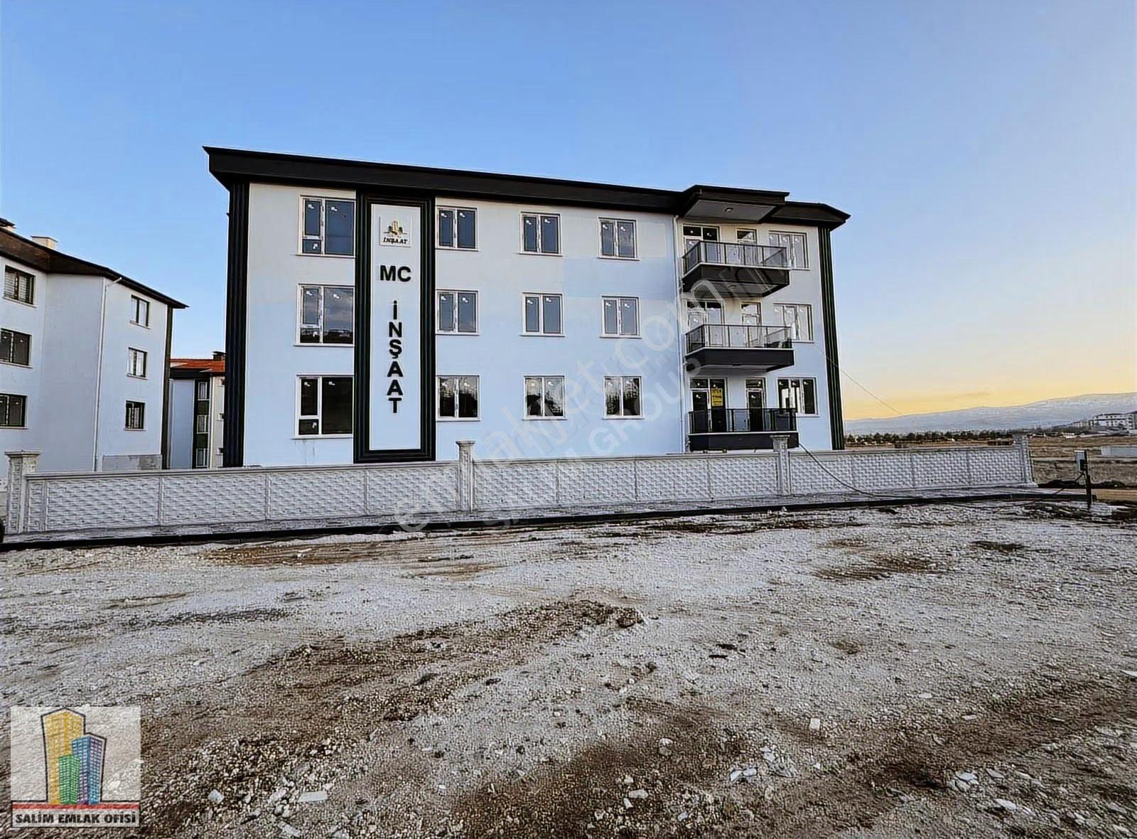 Fatih Mh. Sıfır 3+1 Daireler - Park Manzaralı & Krediye Uygun