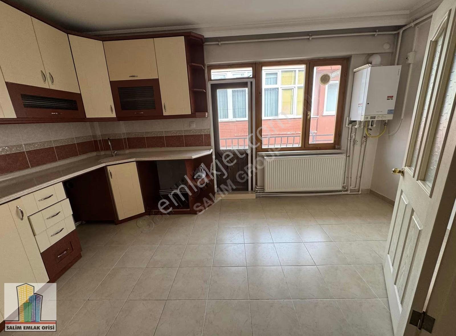 Güvenevler'de Kiralık 3+1 Daire, 115m², Merkezi Konum - Görsel 28