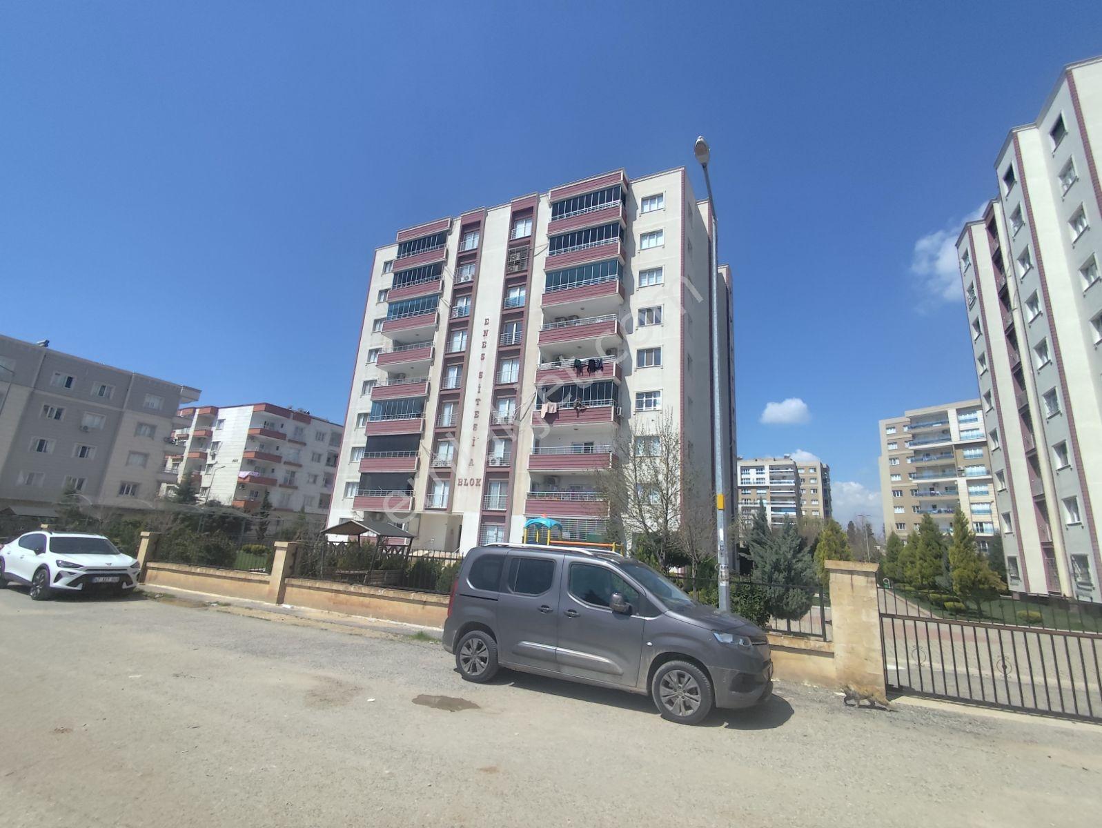 Acar Emlaktan Enes Sitesinde Full Eşyalı Satılık 3+1 180 M2 Daire - Görsel 34