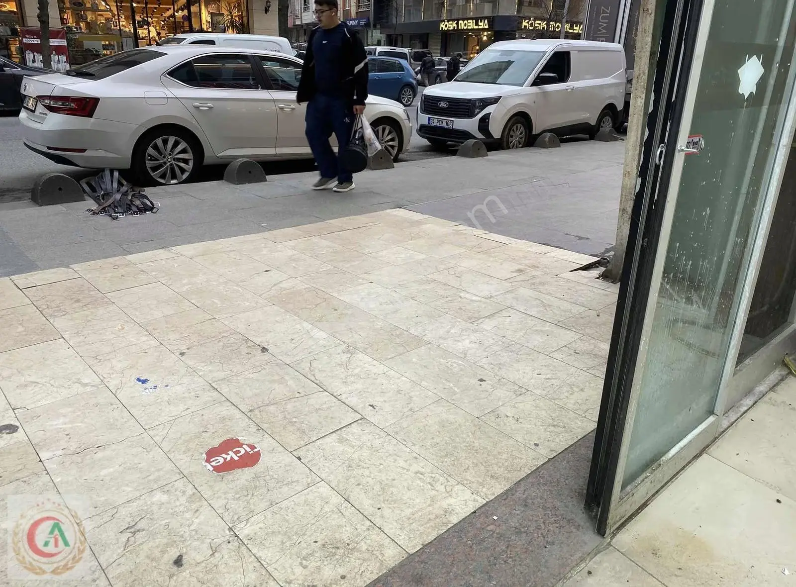 Akdoğan İnş 50.yıl Mah Çok İşlekli Bir Cad Kiralık 250m2 Dükkan - Görsel 2