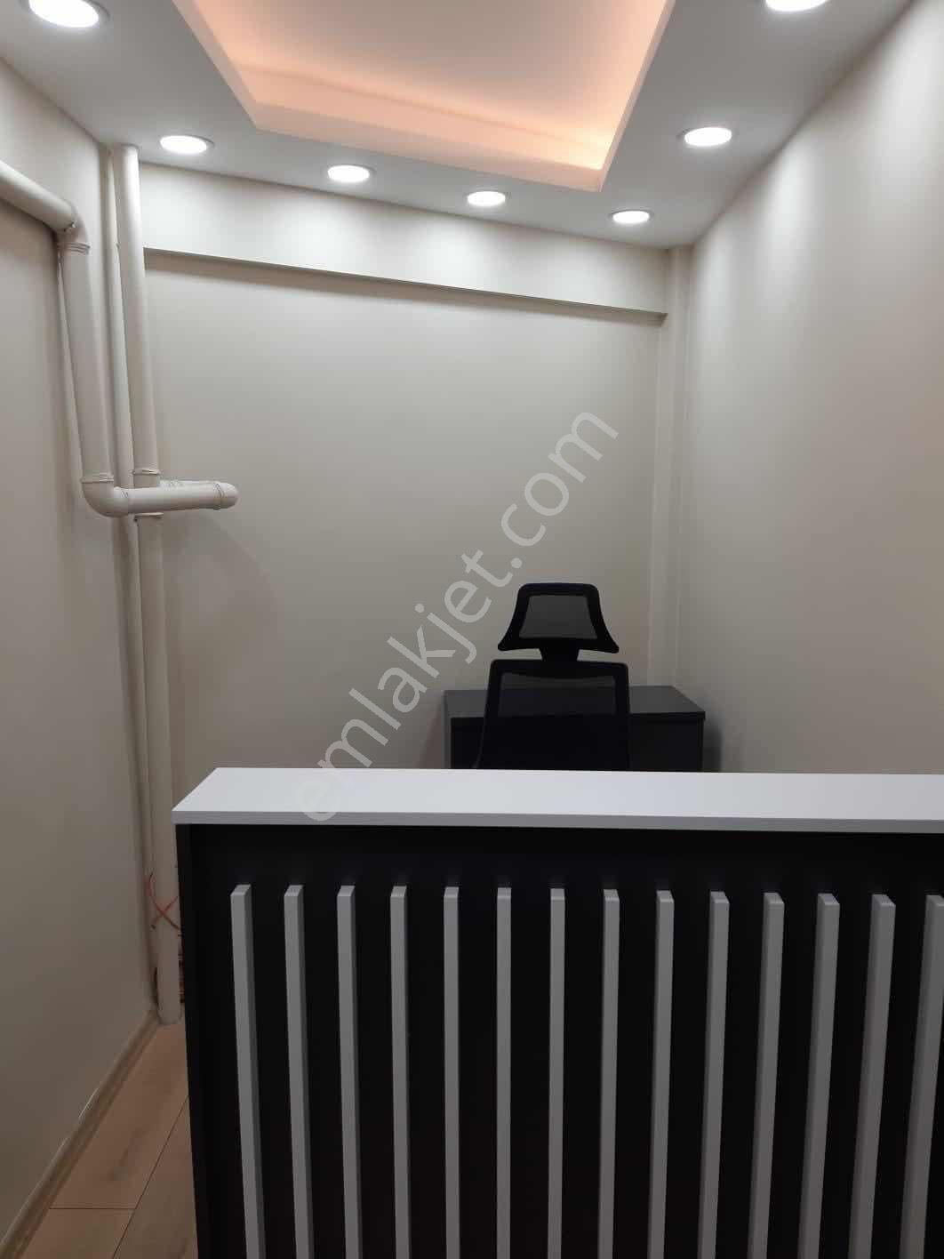 Laleli Meydan' Da | Tramvay Durağın Dibinde | Kiralık Ofis - Görsel 7