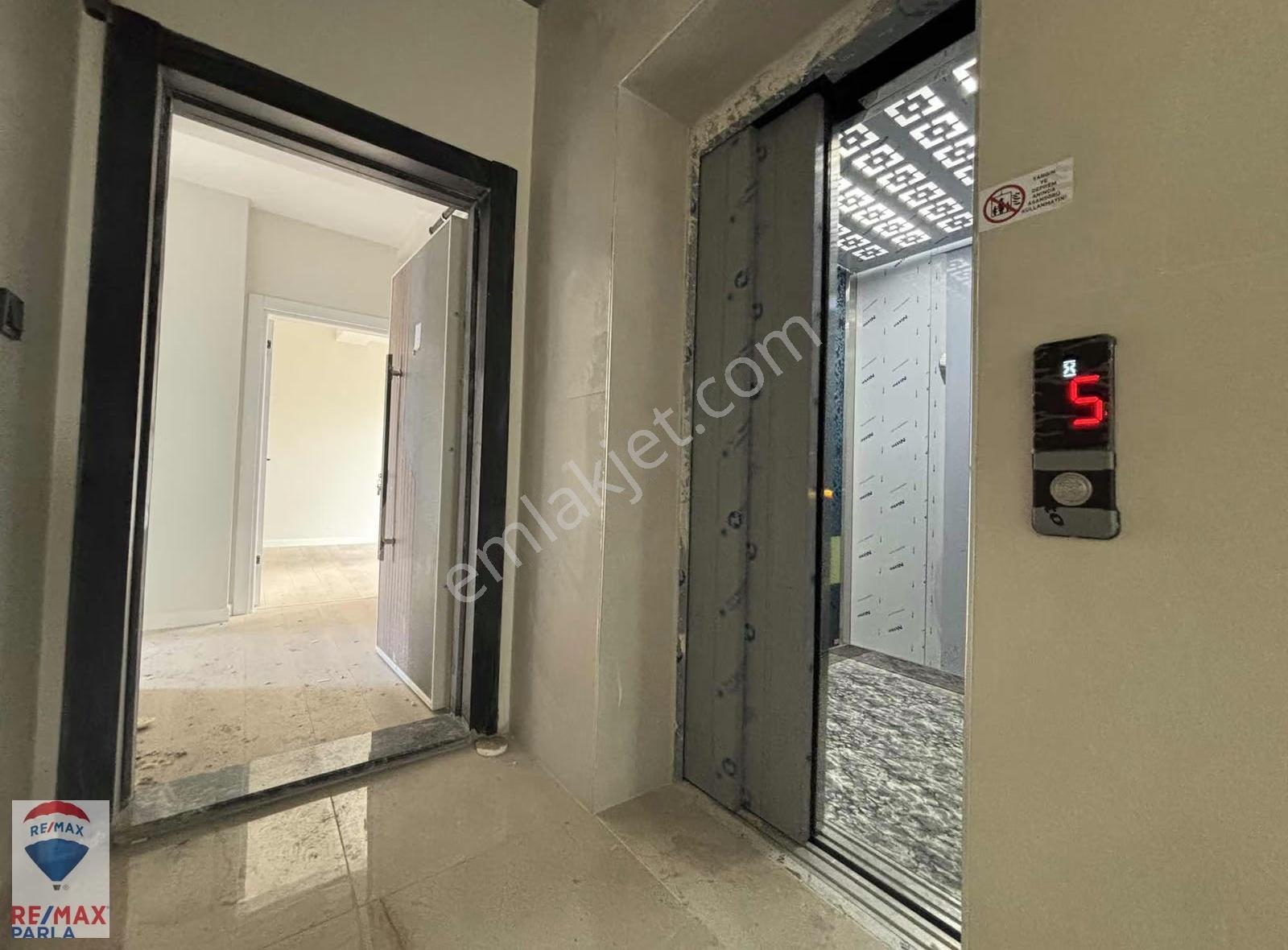 Remax Yasir | Atakum Büyükoyumca'da Ara Kat Satılık 1+1 - Görsel 23