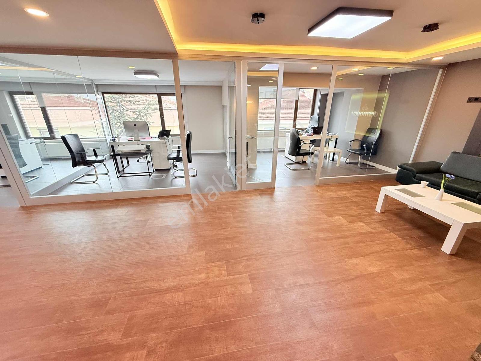 Çankaya Gop Uğurmumcuda 170 M2 8 Bölüm Ofis İşyeri - Görsel 20