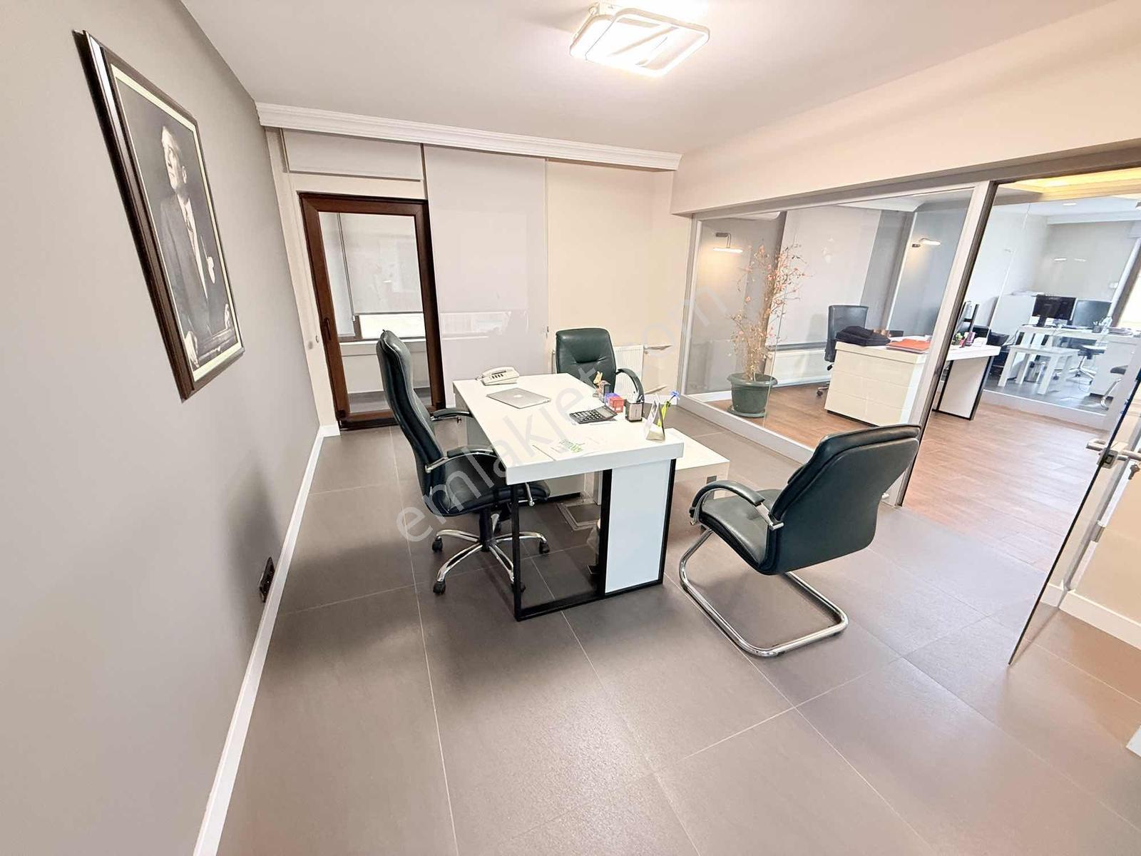 Çankaya Gop Uğurmumcuda 170 M2 8 Bölüm Ofis İşyeri - Görsel 15