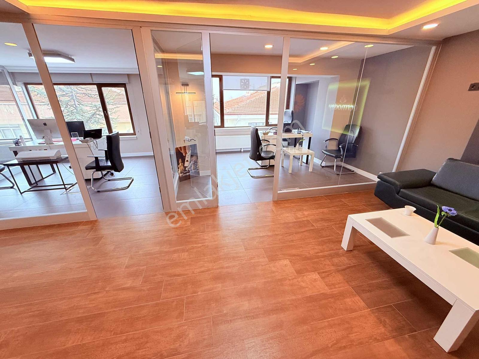 Çankaya Gop Uğurmumcuda 170 M2 8 Bölüm Ofis İşyeri - Görsel 3