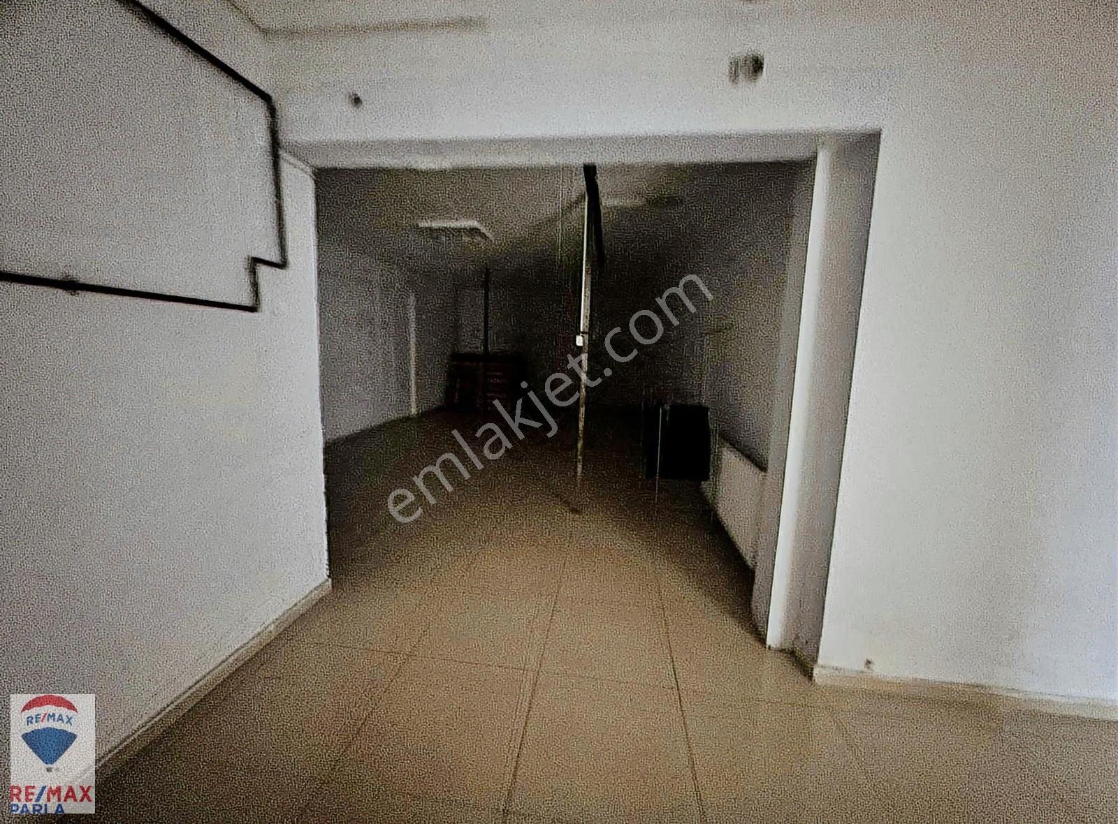 Atakum Mimar Sinan Bulvara Cephe Kiralık Asma Katlı Dükkan - Görsel 7