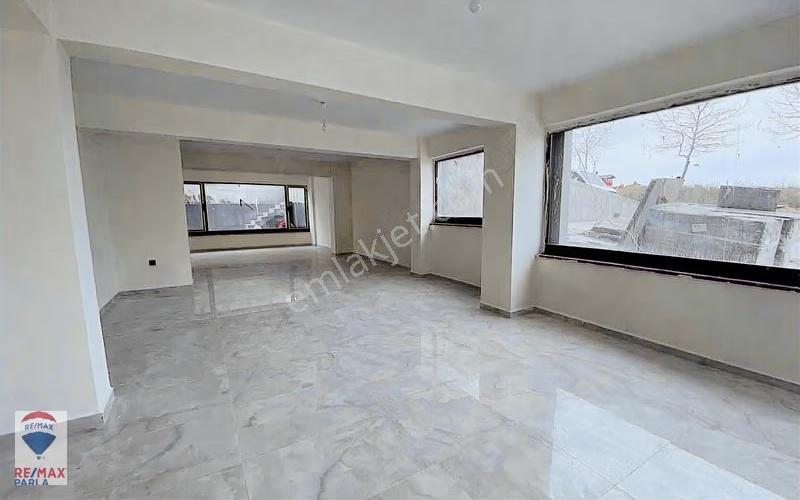 Alaçam Cadde Cephe 360 M² Bahçeli Yüksek Tavanlı Kiralık Dükkan - Görsel 15