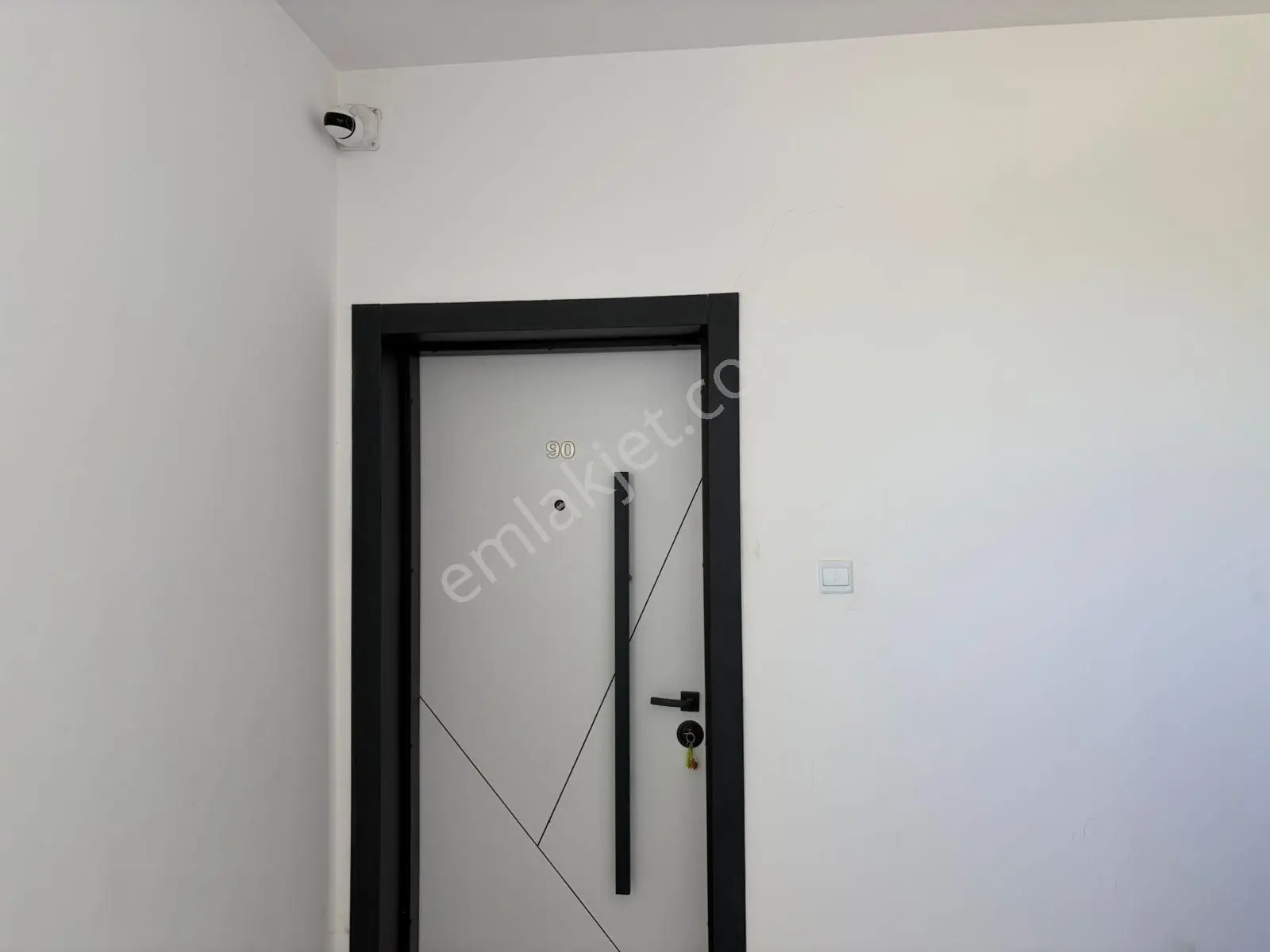 Hazır 2+1 Daire Muhteşem Yenilenmiş Ve Modern Tasarım Daire