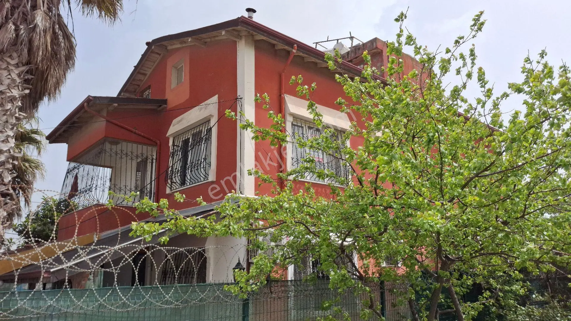 Kuzeytepe Honda Kavşağına 170 M. Mesafe 4 Kat İmarlı Arsa Üzeri Villa Satılık - Görsel 2