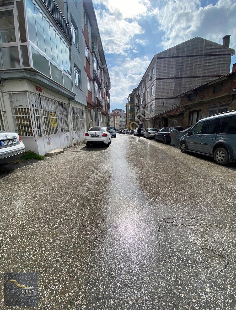 Nişancıpaşa Mahallesinde Satılık 90m2 Köşe Dükkan - Görsel 8