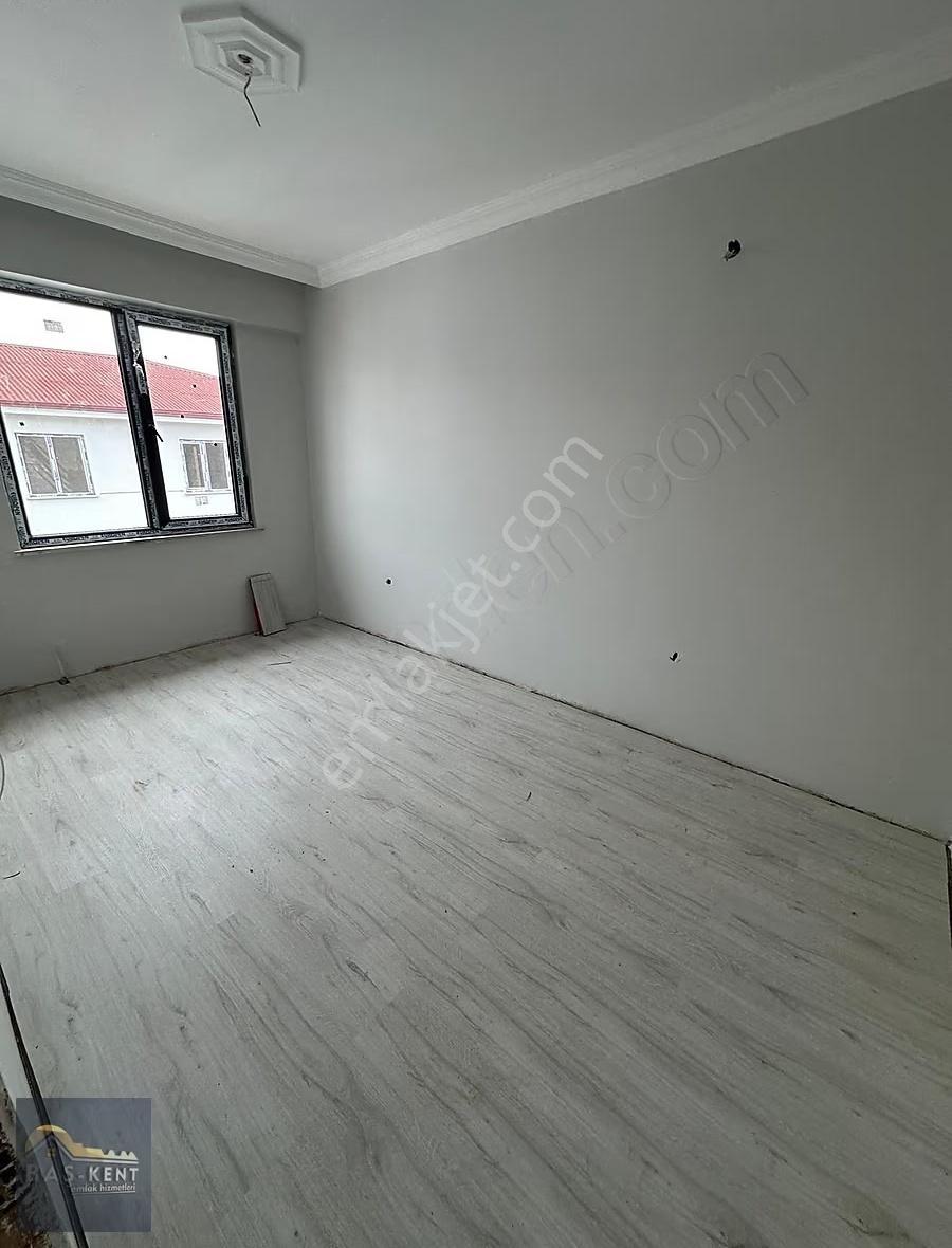 Ayşekadında Satılık 1+1 Sıfır Daire - Görsel 12