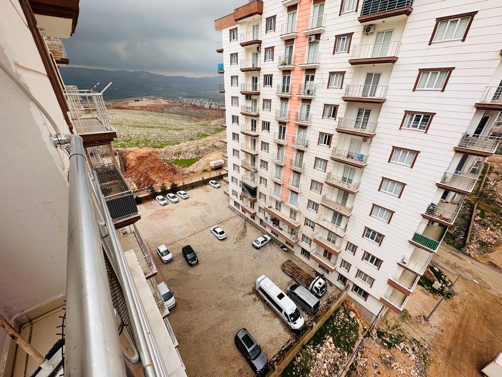 Dinç Emlaktan Satılık 3+1 Daire Site İçi - Görsel 27