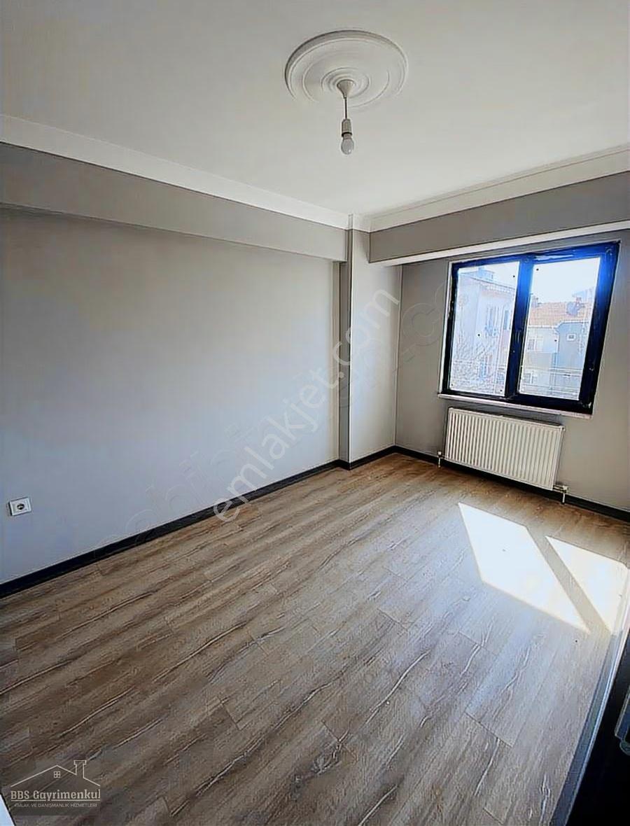 Oturmaya Hazır 1+1 Kiralık - Görsel 10
