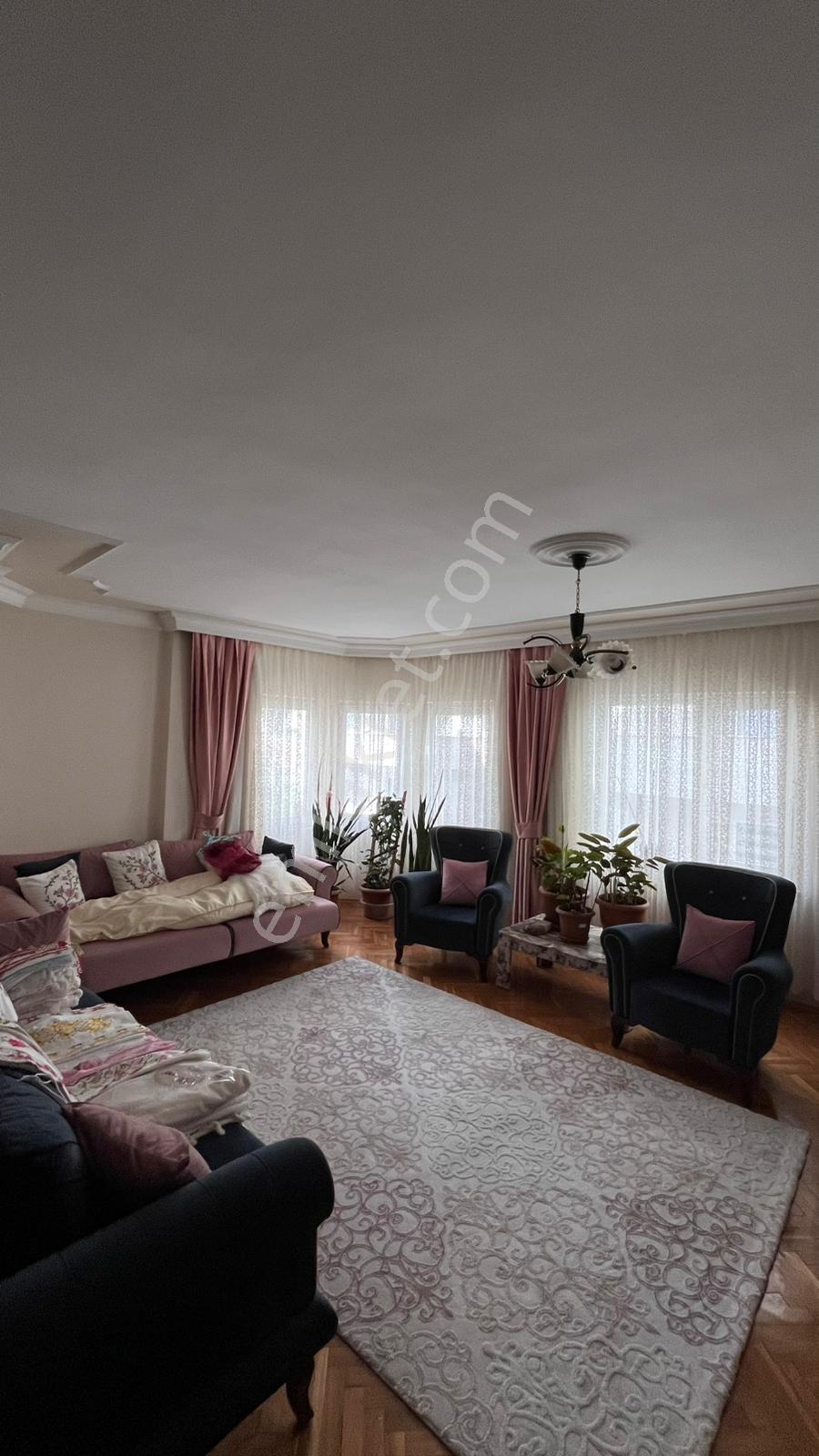 Valley'den Muhittin Mahallesi'nde 4+1 Geniş, Otoparklı Daire - Görsel 7