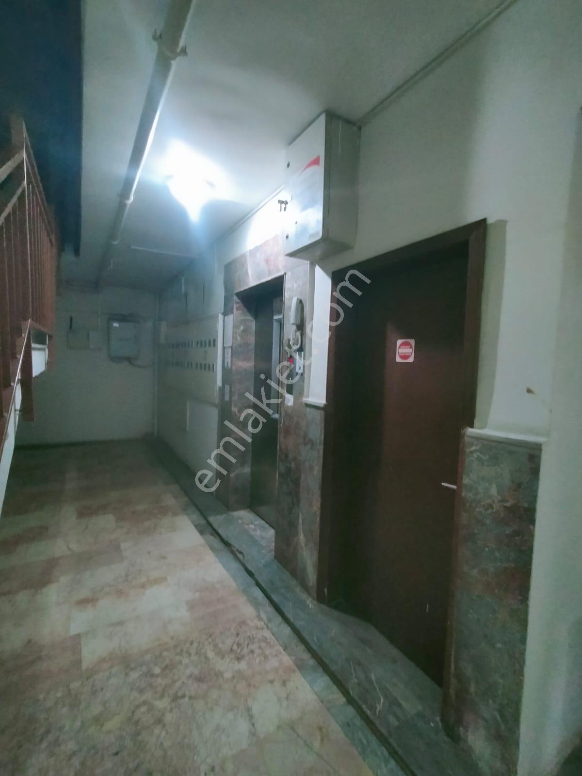 Valley'den Muhittin Mahallesi'nde 4+1 Geniş, Otoparklı Daire - Görsel 13
