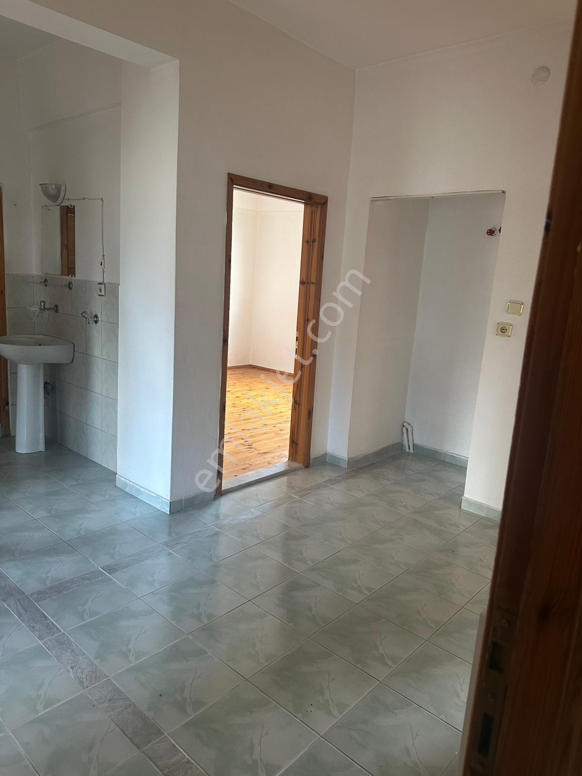 Adalet Gold Group Emlak'tan Kaçırılmayacak Fırsat Fatih Mahallesi'nde 2+1 Kiralık Daire - Görsel 5