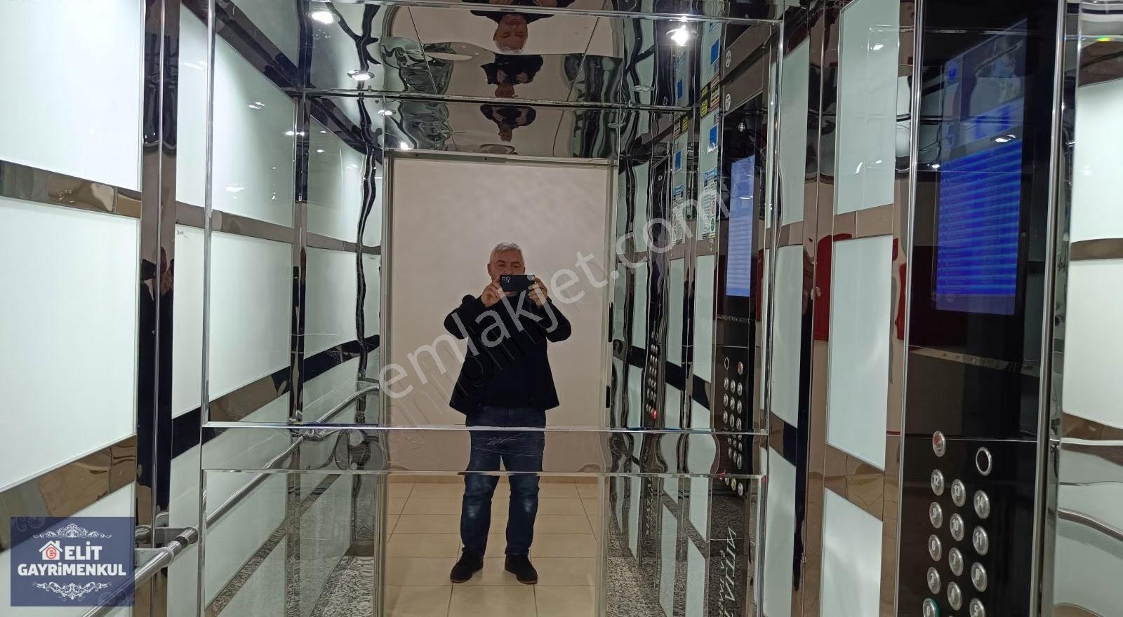 Suat Altın Golden Center 3 Full Yapılı Daire - Görsel 24