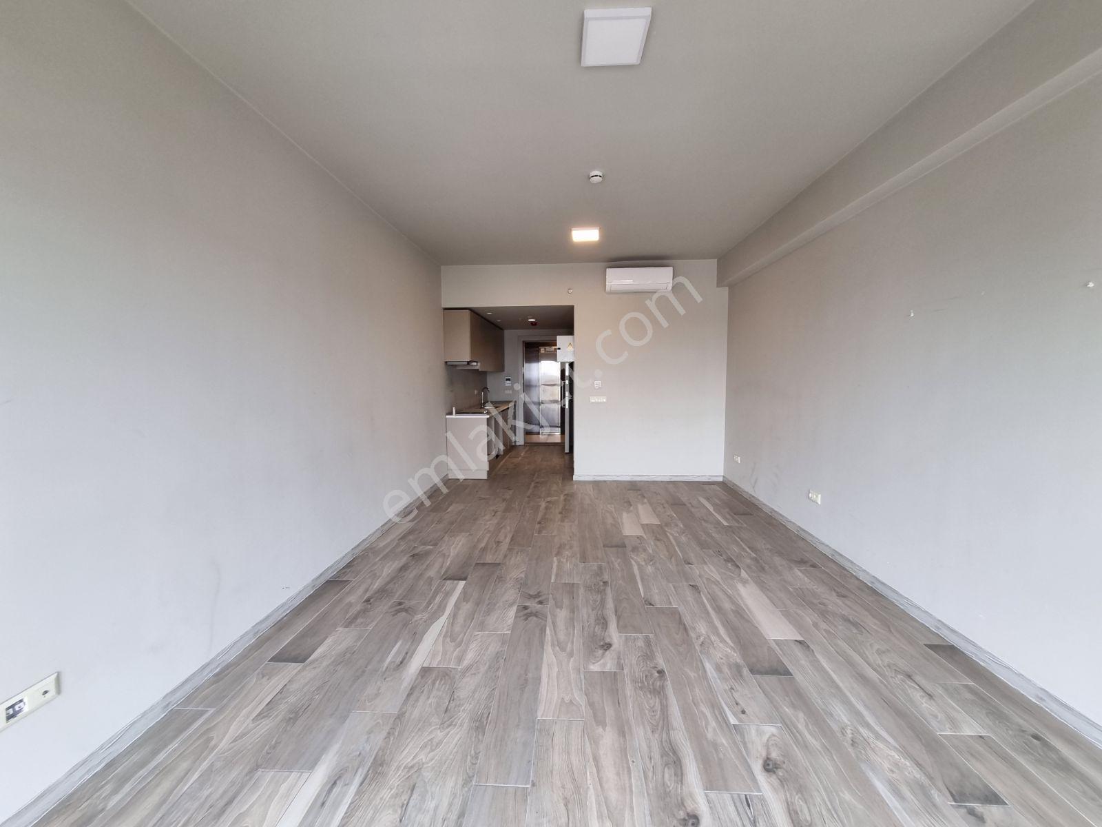 Cadde 54 Te Muhteşem Konumda Satılık 1+0 55 M2 Home Ofis - Görsel 10