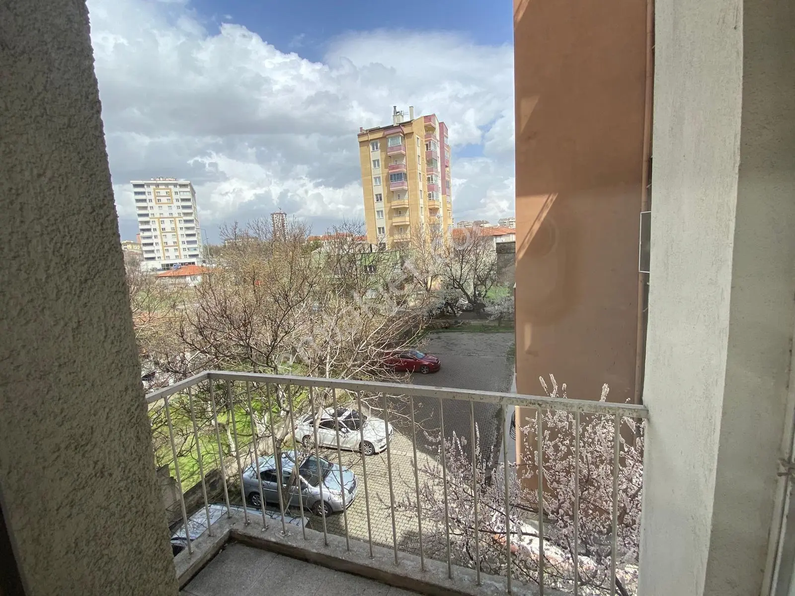 Fetanet Emlak'tan Esenyurt Mah.de Ara Kat Kombili 3+1 Daire - Görsel 3