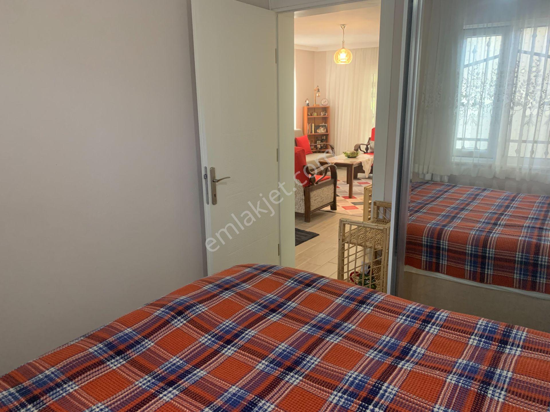 Murat Kuntker’den, Kuşadası, Nazilli Sitesi’nde Satılık, Tadilatlı 2+1 Villa - Görsel 22
