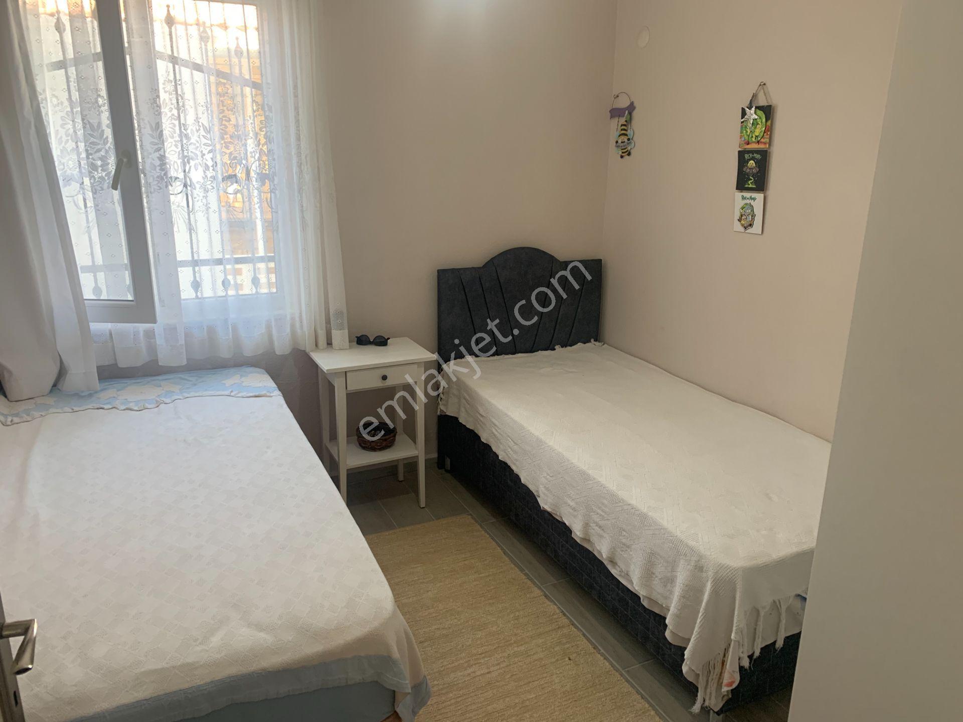 Murat Kuntker’den, Kuşadası, Nazilli Sitesi’nde Satılık, Tadilatlı 2+1 Villa - Görsel 23