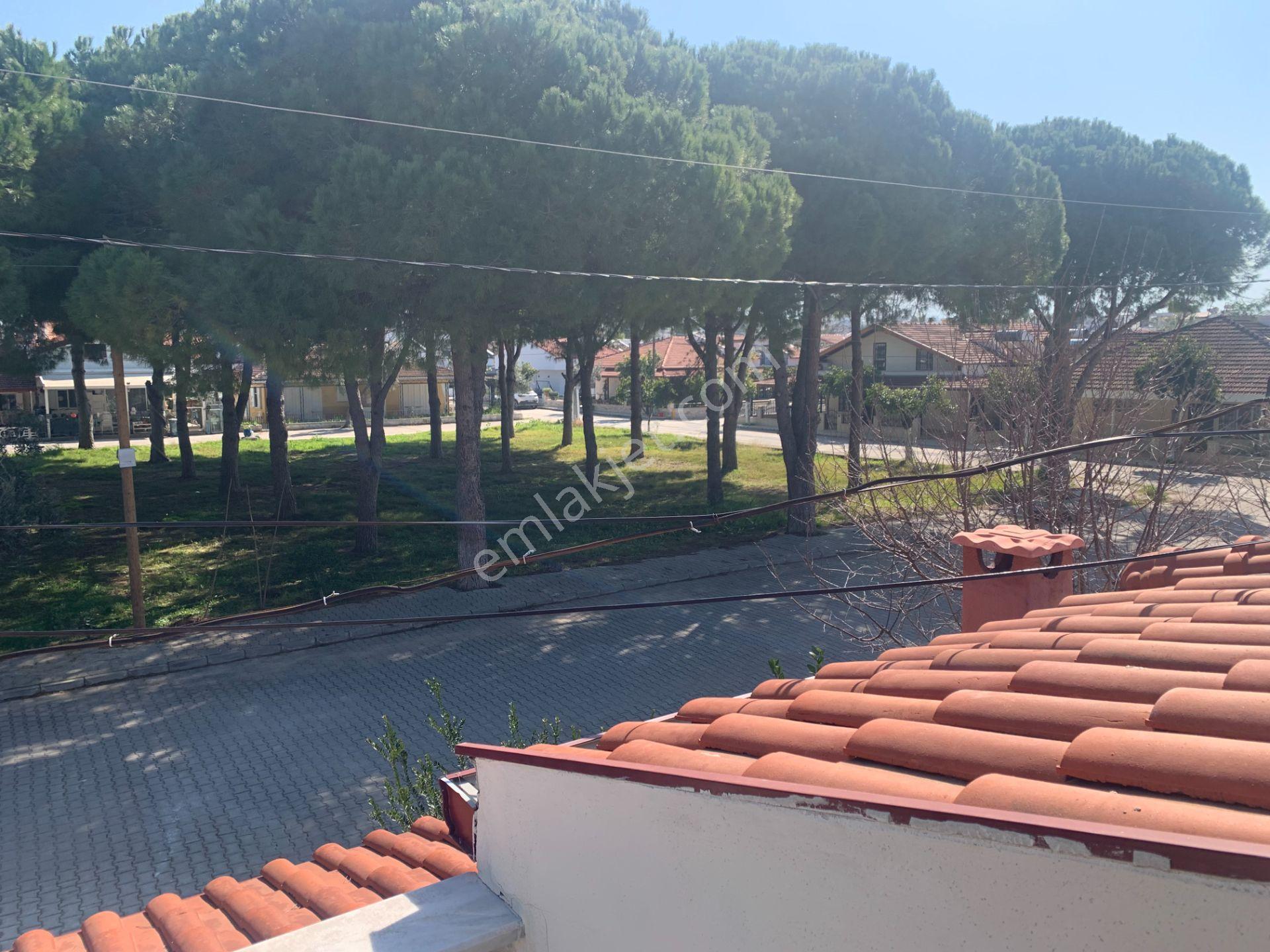 Murat Kuntker’den, Kuşadası, Nazilli Sitesi’nde Satılık, Tadilatlı 2+1 Villa - Görsel 29
