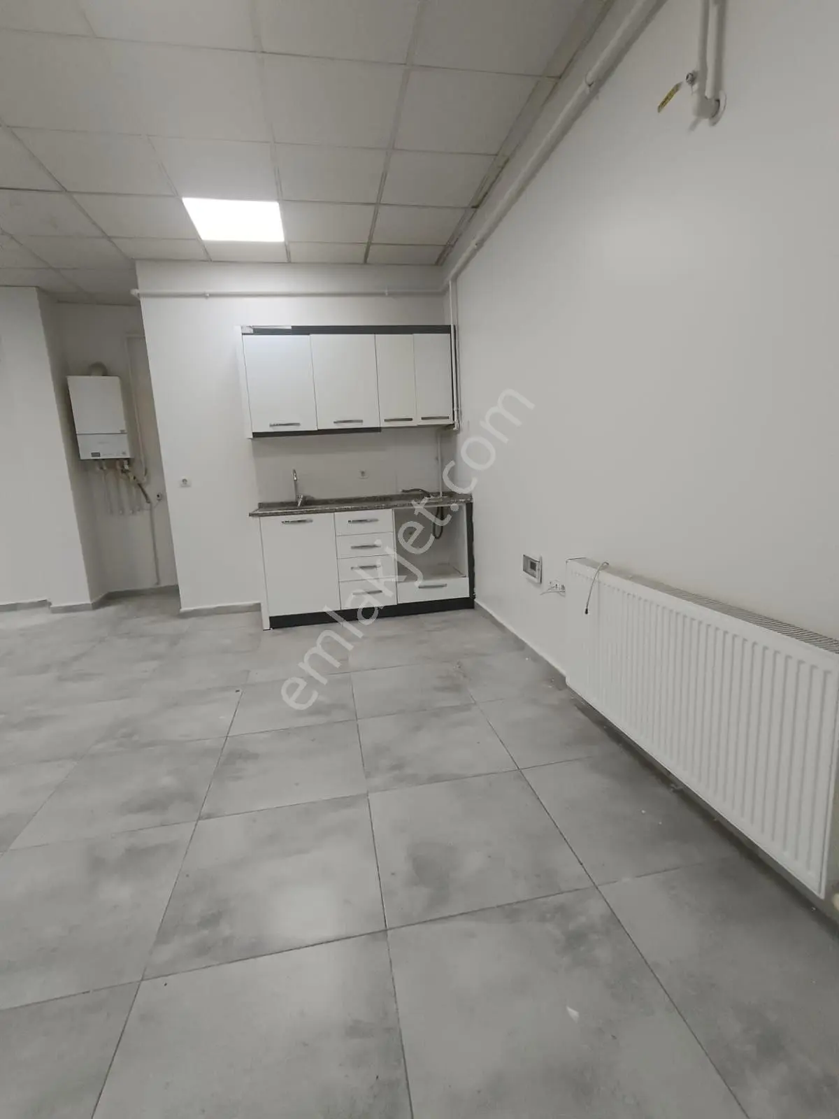 Fesleğen De Köşe Başı 105m² Kiracılı Satılık Dükkan - Görsel 8
