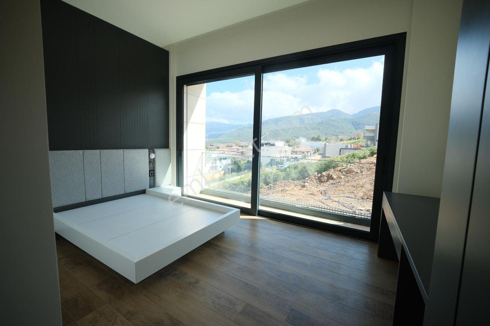 Remax Model Den Şirinköy Özel Konsept Lüks 6+1 Tripleks Villa - Görsel 15