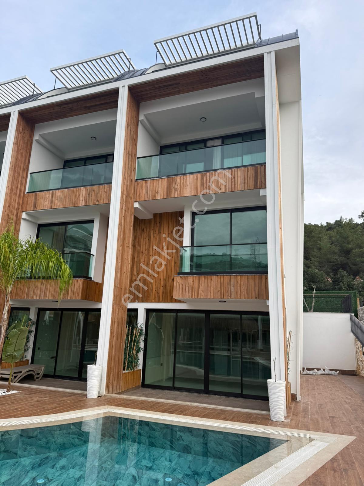 Alanya Konaklı 2+1 95m2 Müstakil Lüks Kompleks Deniz 350 Metree - Görsel 12