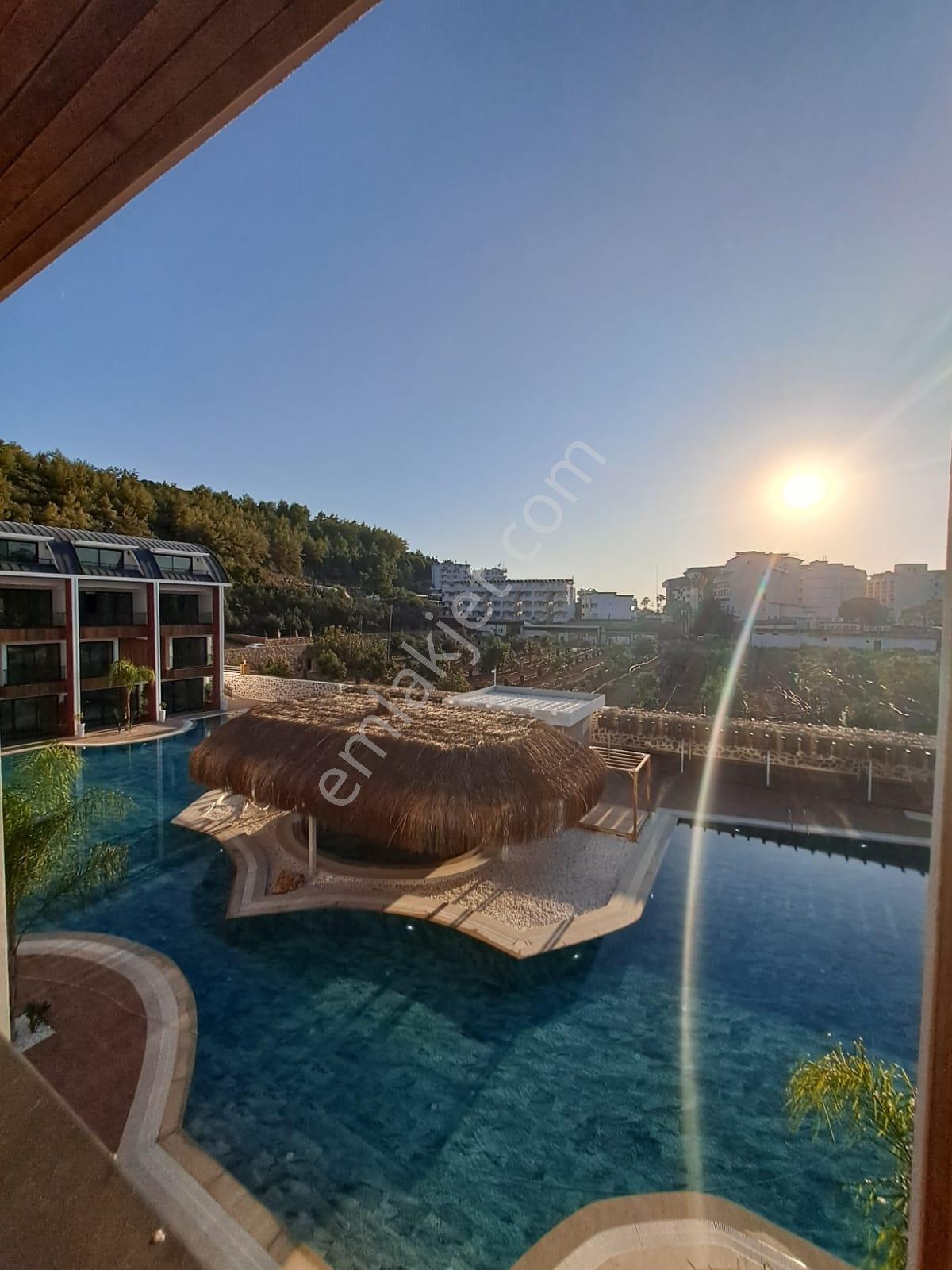 Alanya Konaklı 2+1 95m2 Müstakil Lüks Kompleks Deniz 350 Metree - Görsel 9