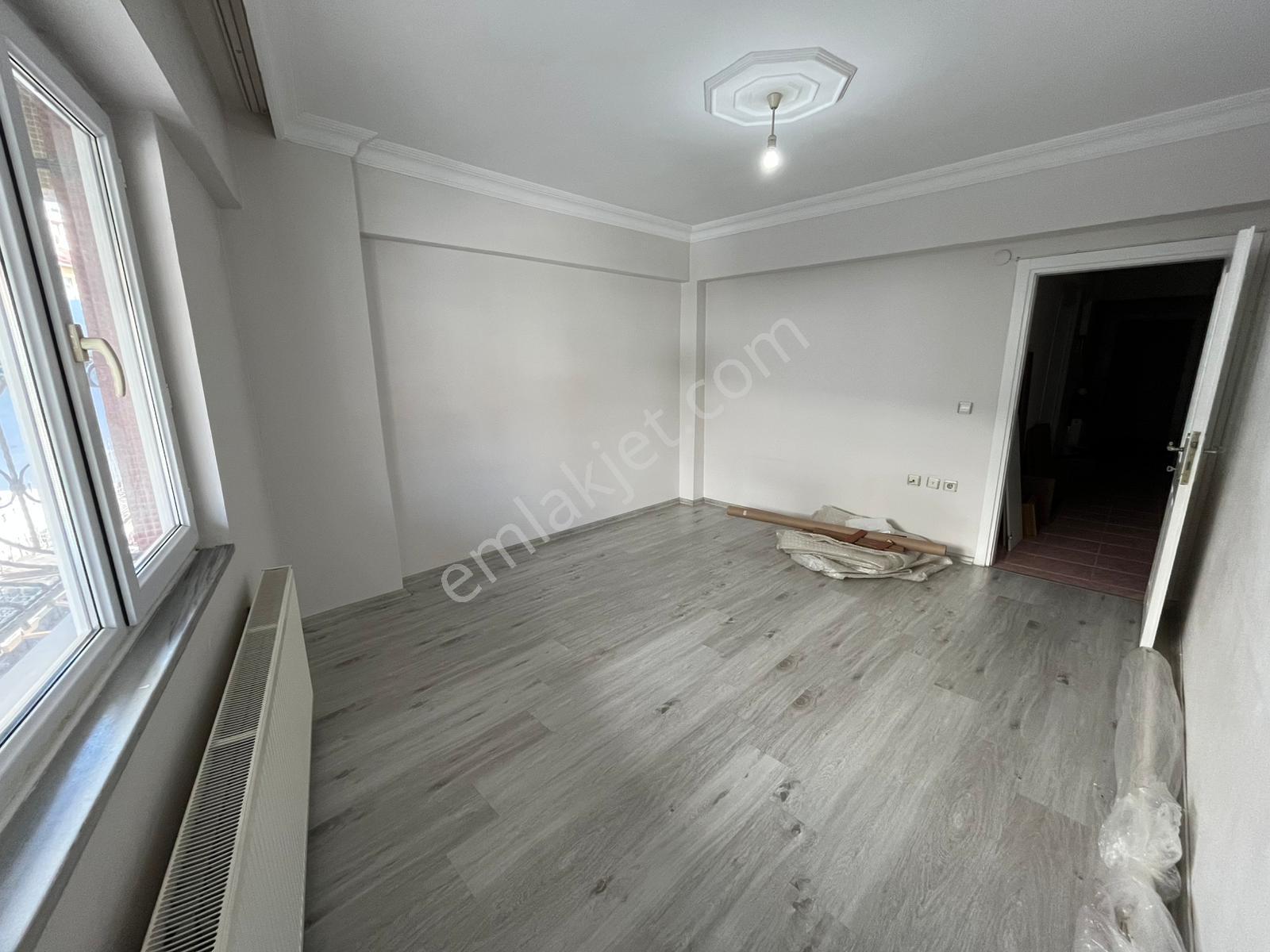 Remax Kurtuluş,tan Krediye Uygun Satılık 2+1 Y.giriş Katı - Görsel 11