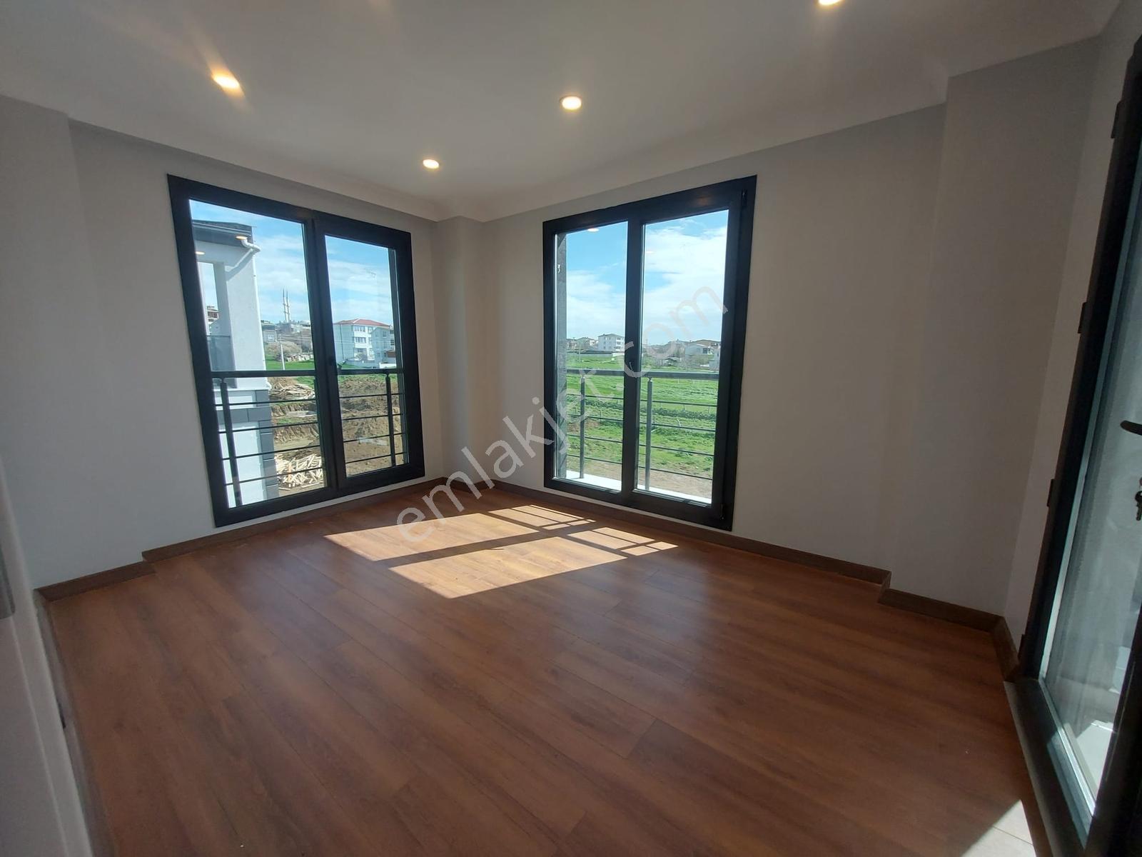 Yeniçiftlik En İyi Lokasyonda Müstakil Bahçeli 4+1 Yazlık Villa - Görsel 6