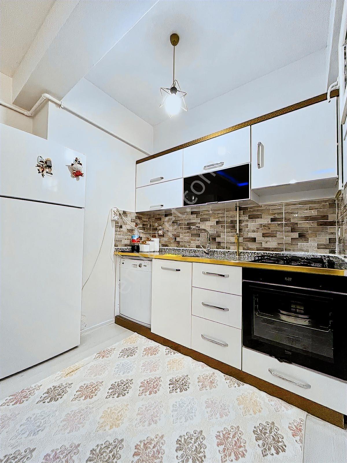 Bu Fırsat Kaçmaz!! En Ferah Full Bakımlı 2+1 Daire - Görsel 14