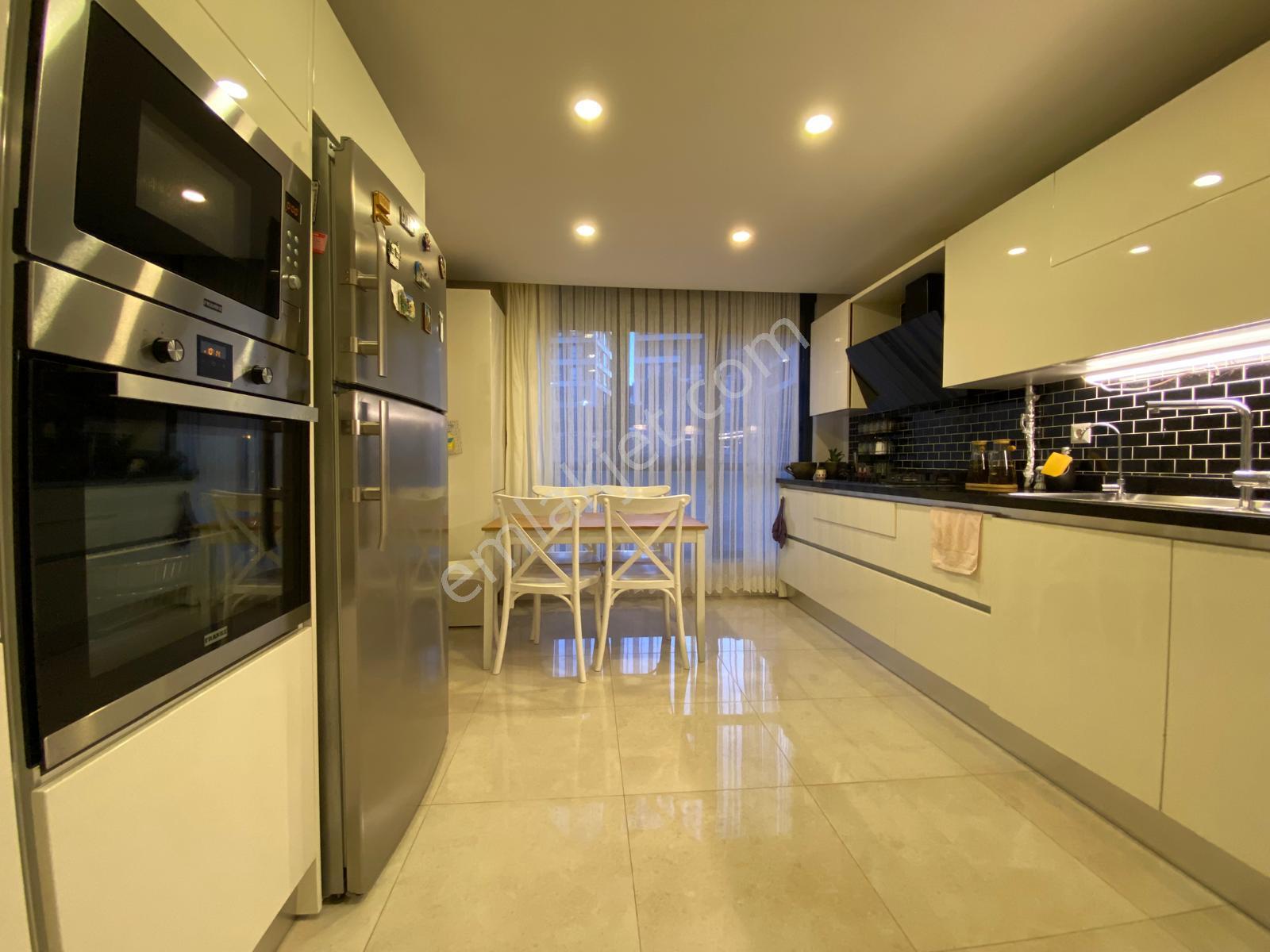 Çengelköy Life Sitesi 'nde Lüks Sosyal Tesisli Satılık 3+1 Daire - Görsel 6