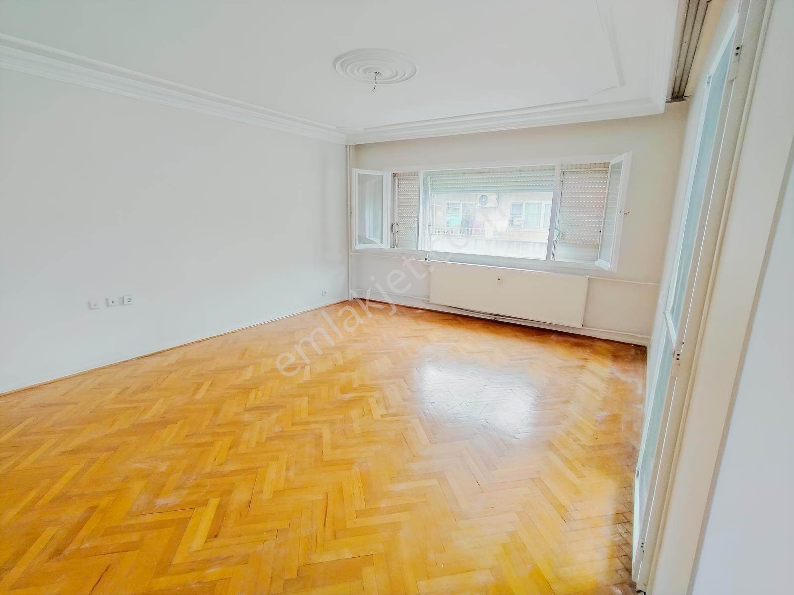 Karşıyaka Girne Bulvarı Yakını 154 M2 Bakımlı 3+1 Daire Ö-19 - Görsel 25