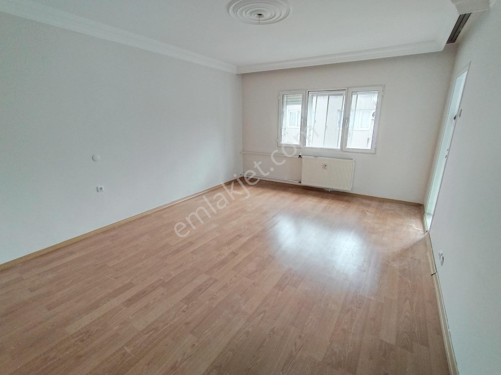 Karşıyaka Girne Bulvarı Yakını 154 M2 Bakımlı 3+1 Daire Ö-19 - Görsel 11