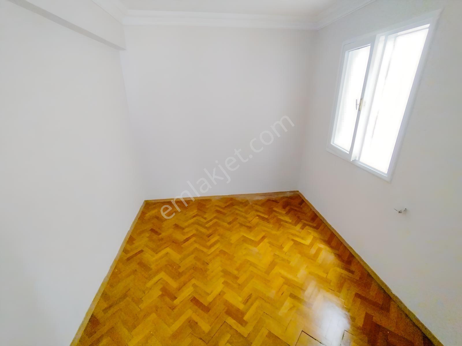 Karşıyaka Girne Bulvarı Yakını 154 M2 Bakımlı 3+1 Daire Ö-19 - Görsel 22
